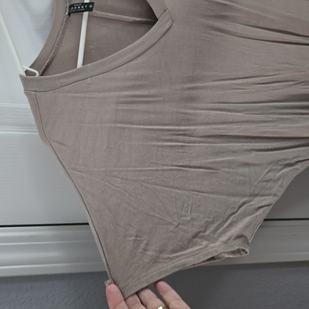 Batwing top with side ruching detail - Picture 5 of 5